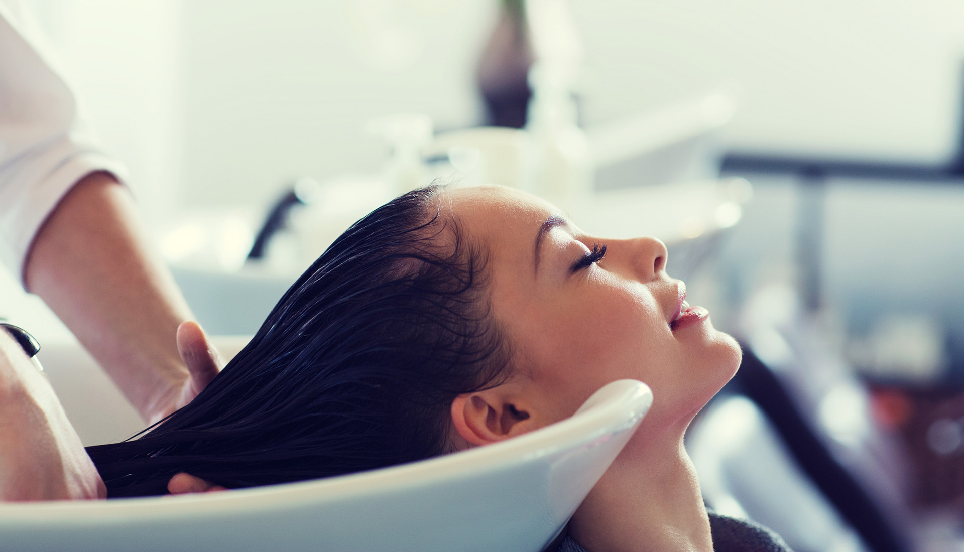 Dolce Vita Salons, shampoo and wash station service
